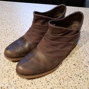 Merrell SZ 10 leather boots